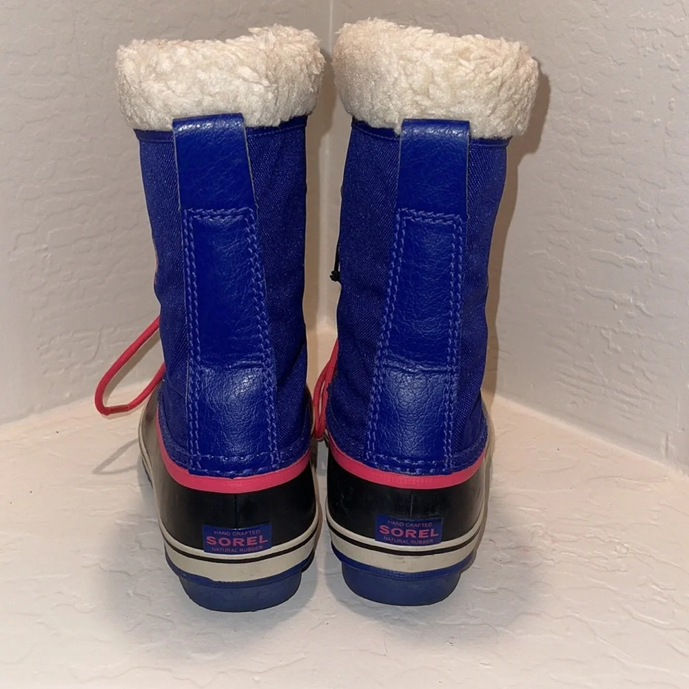 SOREL Purple, Pink, Black and white Waterproof Snow Rain Wintet Boots Size 4